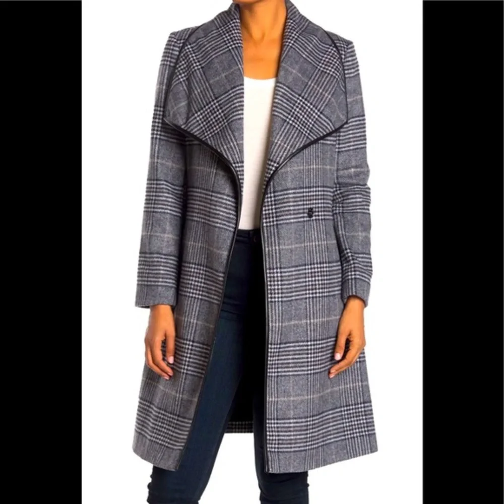 BCBGeneration Missy Envelope Wrap Coat - Picture 1 of 2